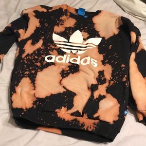 Women’s XS crewneck self bleached